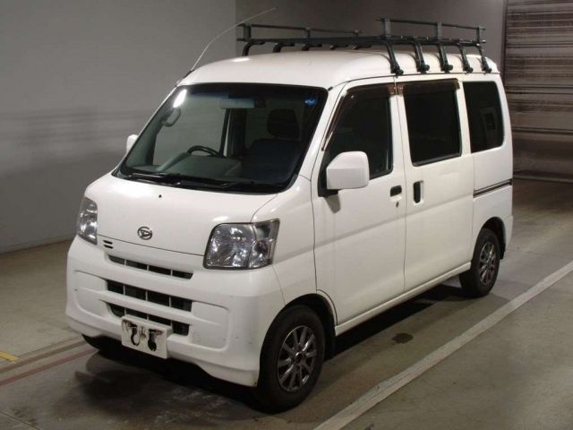 4220 Daihatsu Hijet van S331V 2015 г. (TAA Chubu)